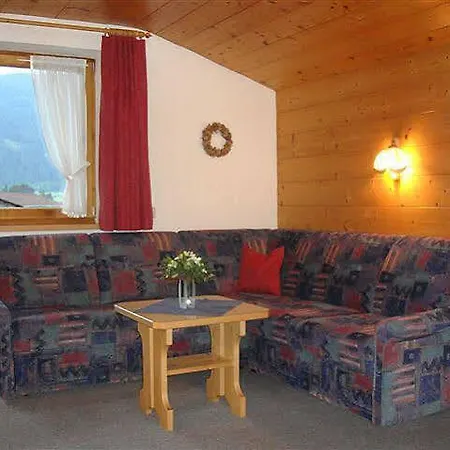 Apartment Haus Carmen Ehrwald